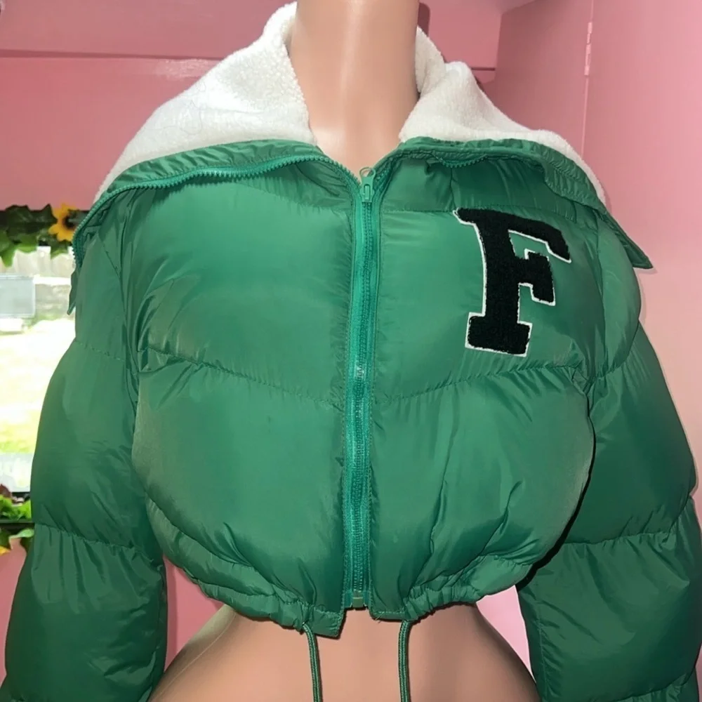 Women green crop Jacket - Picture 1 of 1